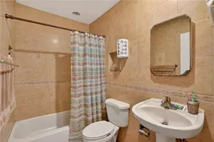 2450 NW 32nd St, Miami, FL 33142 - Photo 16