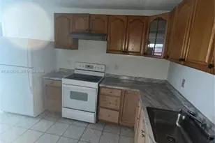 18182 NW 41st Pl, Miami Gardens, FL 33055 - Photo 4