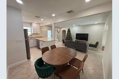 1931 Mayo St, Hollywood, FL 33020 - Photo 12