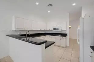 117 Palm Cir, Atlantis, FL 33462 - Photo 8