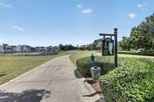 9330 Lagoon Pl, Davie, FL 33324 - Photo 38