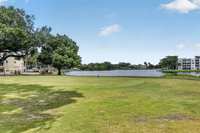 9330 Lagoon Pl #307, Davie, FL 33324 - Photo 40