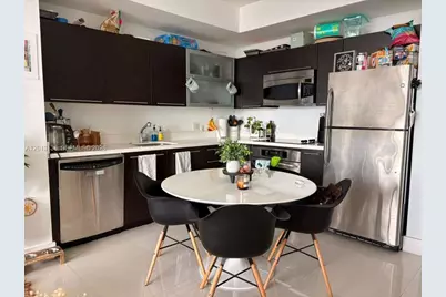 90 SW 3rd St #2106, Miami, FL 33130 - Photo 16