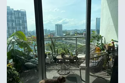 90 SW 3rd St #2106, Miami, FL 33130 - Photo 2