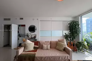 90 SW 3rd St, Miami, FL 33130 - Photo 8