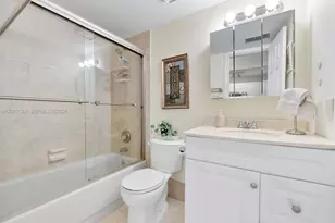 462 SE 14th St, Dania Beach, FL 33004 - Photo 12