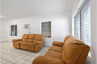 42 E 16th St, Hialeah, FL 33010 - Photo 10