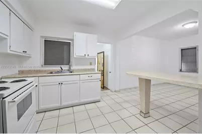 42 E 16th St, Hialeah, FL 33010 - Photo 12