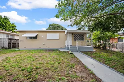 42 E 16th St, Hialeah, FL 33010 - Photo 4