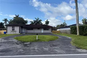 2830 Johnson St, Hollywood, FL 33020 - Photo 2