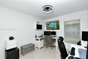 20340 Caroline Crk Pl, Lehigh Acres, FL 33974 - Photo 22