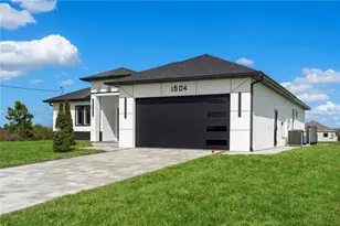 1504 Moore, Lehigh Acres, FL 33972 - Photo 4