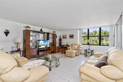 20401 NE 30th Ave #416-8, Aventura, FL 33180 - Photo 6