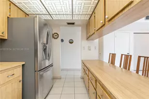 20401 NE 30th Ave, Aventura, FL 33180 - Photo 16
