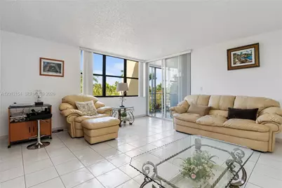 20401 NE 30th Ave #416-8, Aventura, FL 33180 - Photo 2