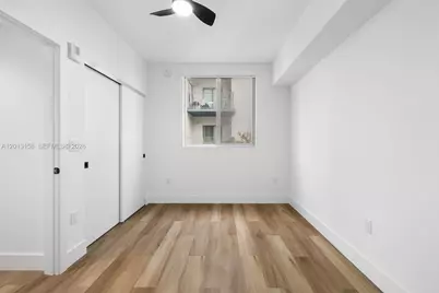 650 SW 1st St #306, Miami, FL 33130 - Photo 12