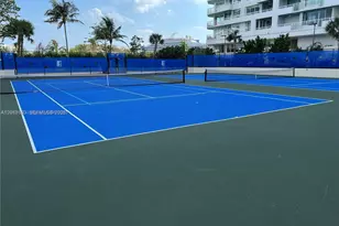 400 South Pointe Dr, Miami Beach, FL 33139 - Photo 16