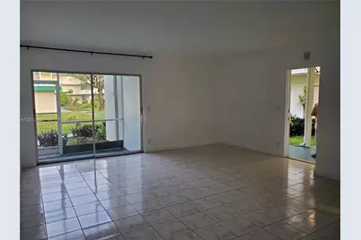 1450 Atlantic Shores Blvd #101, Hallandale Beach, FL 33009 - Photo 2