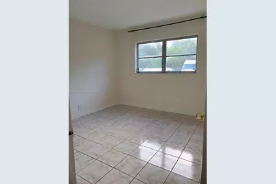 1450 Atlantic Shores Blvd #101, Hallandale Beach, FL 33009 - Photo 6