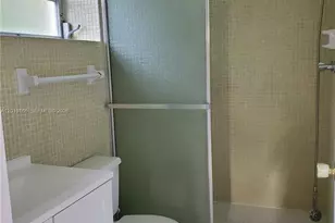 1450 Atlantic Shores Blvd, Hallandale Beach, FL 33009 - Photo 10