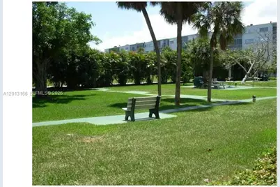 1450 Atlantic Shores Blvd #101, Hallandale Beach, FL 33009 - Photo 12