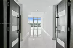 900 Biscayne Blvd, Miami, FL 33132 - Photo 18