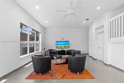 3760 SW 51st St, Hollywood, FL 33312 - Photo 12
