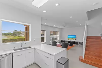 3760 SW 51st St, Hollywood, FL 33312 - Photo 16