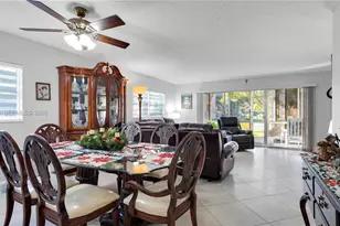 13000 SW 15th Ct, Pembroke Pines, FL 33027 - Photo 4