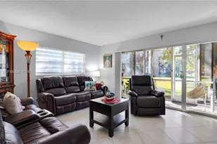 13000 SW 15th Ct, Pembroke Pines, FL 33027 - Photo 6