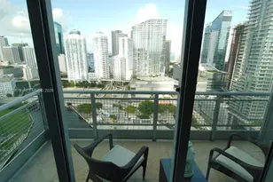 690 SW 1st Ct, Miami, FL 33130 - Photo 14