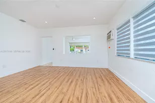 2368 SW 26th St, Miami, FL 33133 - Photo 8
