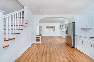 2368 SW 26th St, Miami, FL 33133 - Photo 16