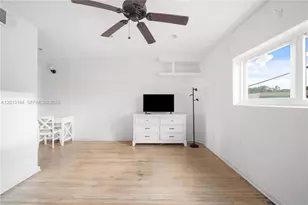 905 Sunrise Ln, Fort Lauderdale, FL 33304 - Photo 20