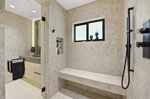 331 NW 38th St, Oakland Park, FL 33309 - Photo 8