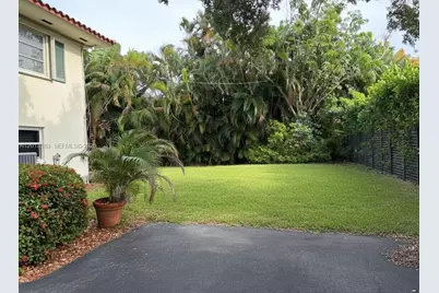 1450 NE 102nd St, Miami Shores, FL 33138 - Photo 34