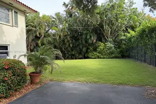 1450 NE 102nd St, Miami Shores, FL 33138 - Photo 34