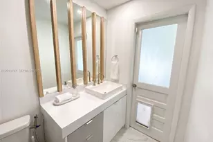 21335 NE 19th Ct, Miami, FL 33179 - Photo 18