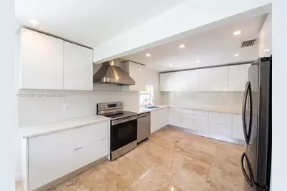 21335 NE 19th Ct, Miami, FL 33179 - Photo 10