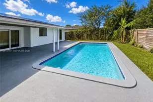 21335 NE 19th Ct, Miami, FL 33179 - Photo 2