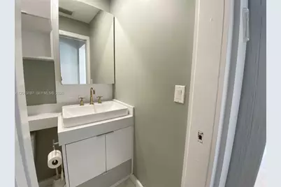 21335 NE 19th Ct, Miami, FL 33179 - Photo 26