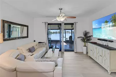 [Address not provided], Pembroke Pines, FL 33024 - Photo 6