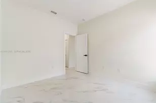 7978 NW 200th St, Hialeah, FL 33015 - Photo 24