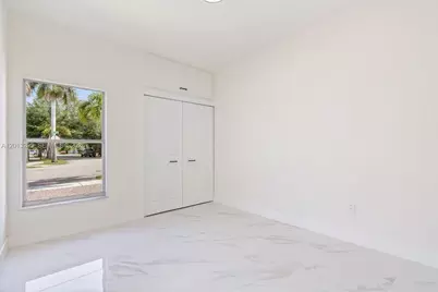 7978 NW 200th St, Hialeah, FL 33015 - Photo 26