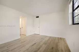 10825 SW 112th Ave, Miami, FL 33176 - Photo 10