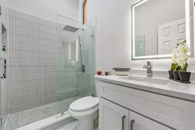 22708 Meridiana Dr, Boca Raton, FL 33433 - Photo 14