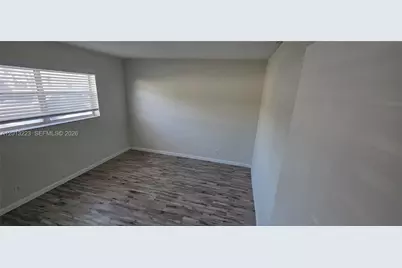 30 SE 4th Ave #115, Hallandale Beach, FL 33009 - Photo 4