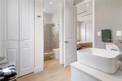 [Address not provided], Hialeah, FL 33018 - Photo 24