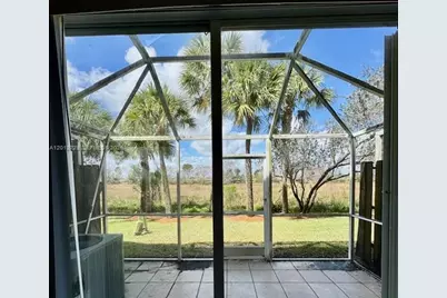 2567 Cordoba Bnd, Weston, FL 33327 - Photo 4