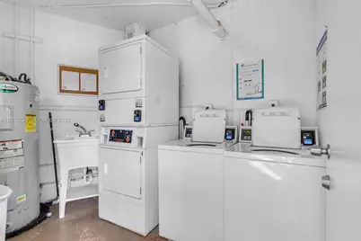7400 Miami Lakes Dr #D205, Miami Lakes, FL 33014 - Photo 28